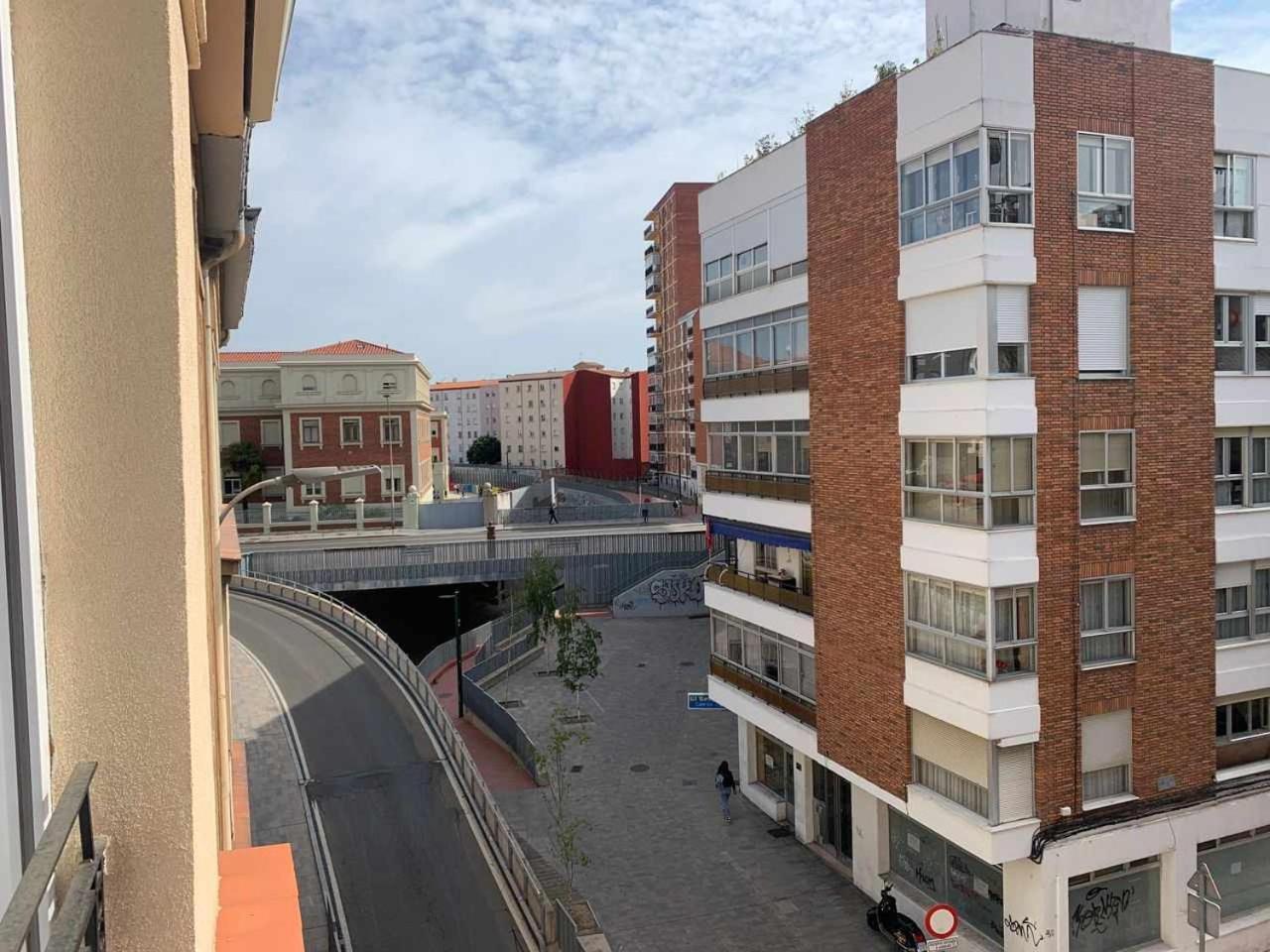 Ramon Y Cajal Suites De Luxe León Eksteriør billede