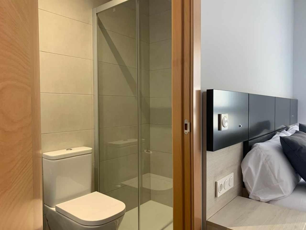 Ramon Y Cajal Suites De Luxe León Eksteriør billede